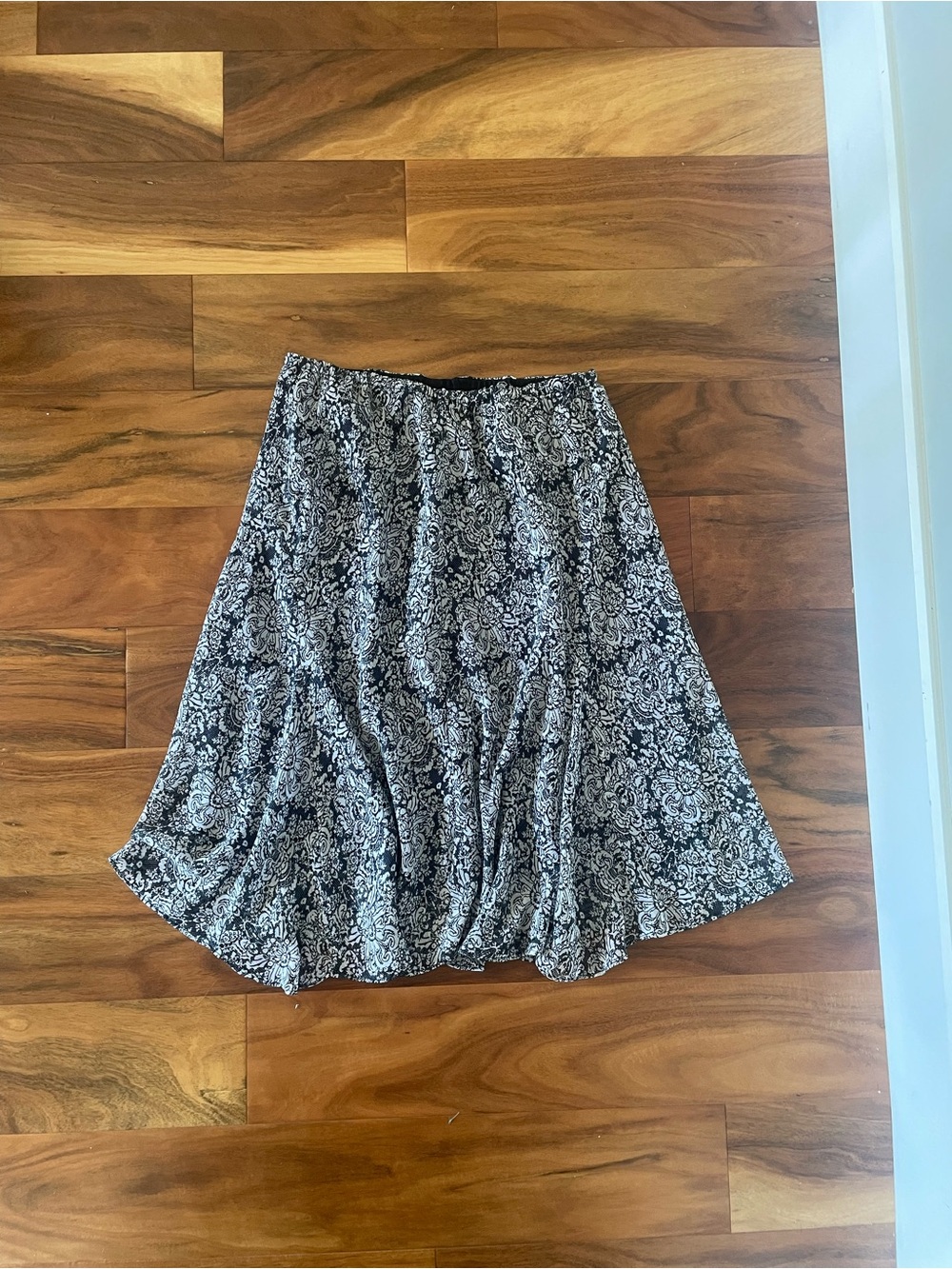 Black and White Floral Damask Flowy Skirt